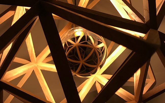 Lampada in legno PANDORA icosaedro stellato - Fulcro Firenze